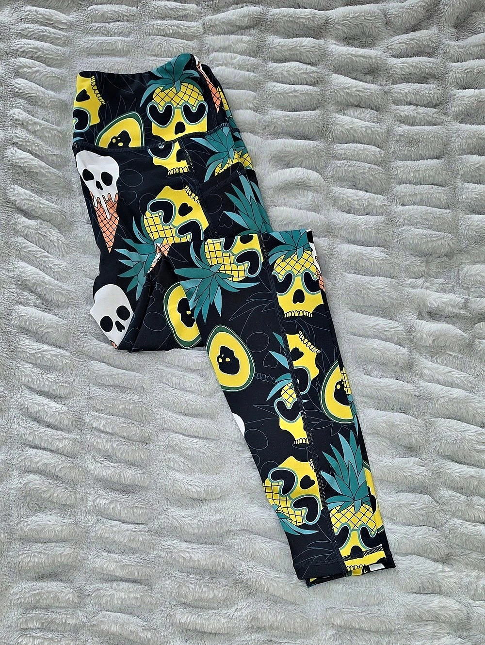 Constantly Varied Gear Pineapple Skull Print Full-Length Leggings